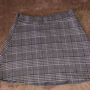 Brandy Melville plaid skirt